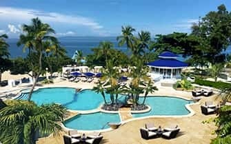 Фото DoubleTree by Hilton Oradea