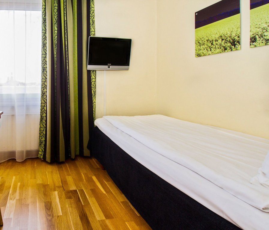 Фото 27183876708