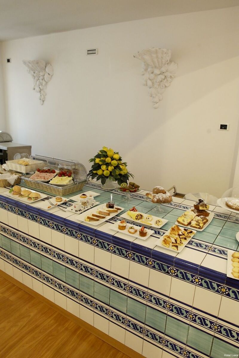 Фото Hotel Luxor