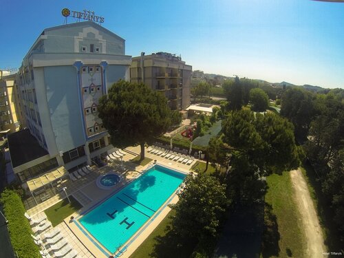 Внешний вид отеля Hotel Tiffany's в Каттолике, фото 5