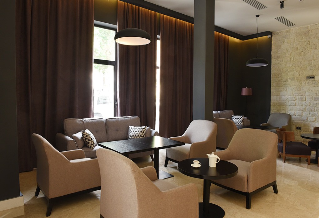 Фото Abaash Hotel Afon