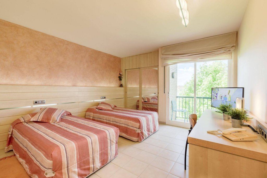 Фото Hotel Restaurant Sausa