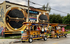 Pedal Pub Miami (United States, Miami, 175 NW 20th St), atracción