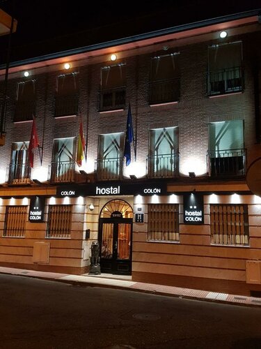 Гостиница Hostal Colon в Хетафе