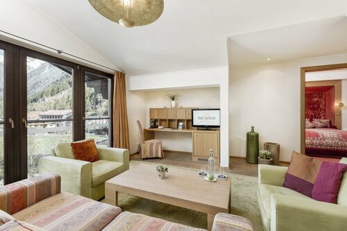 Внешний вид отеля Das Central - Alpine. Luxury. Life, Sölden в Зёльдене, фото 2