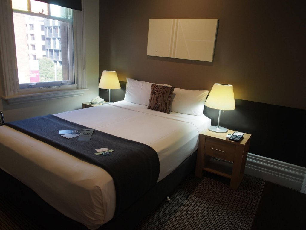 Фото Vulcan Hotel Sydney