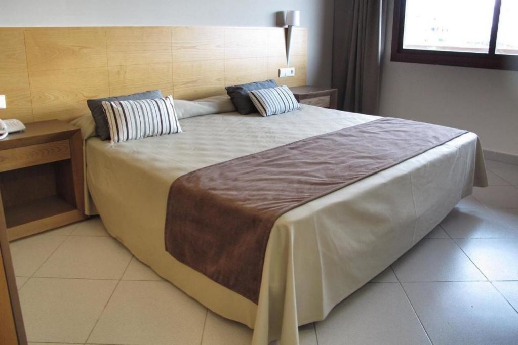 Фото Ohtels Campo De Gibraltar