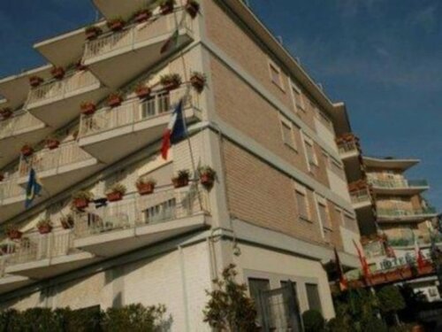 Внешний вид отеля Hotel San Paolo в Неаполе, фото 2