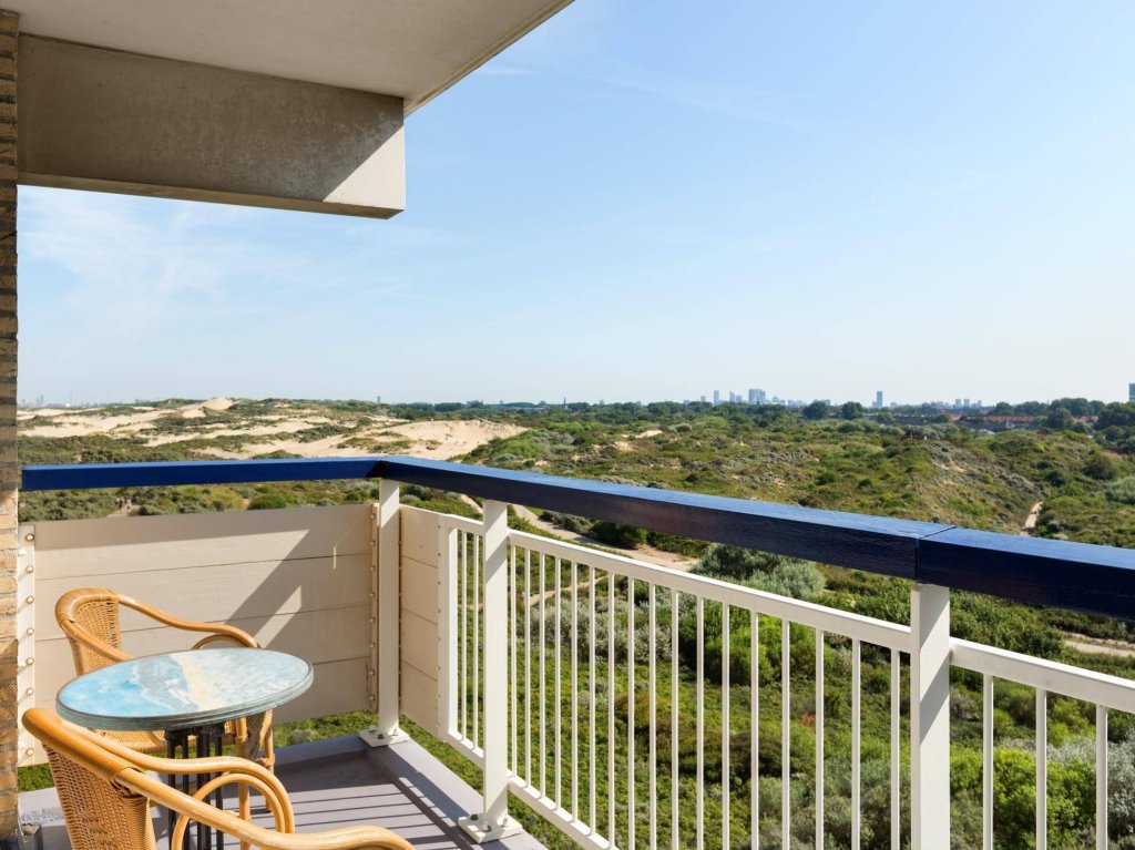 Фото Nh Atlantic Den Haag