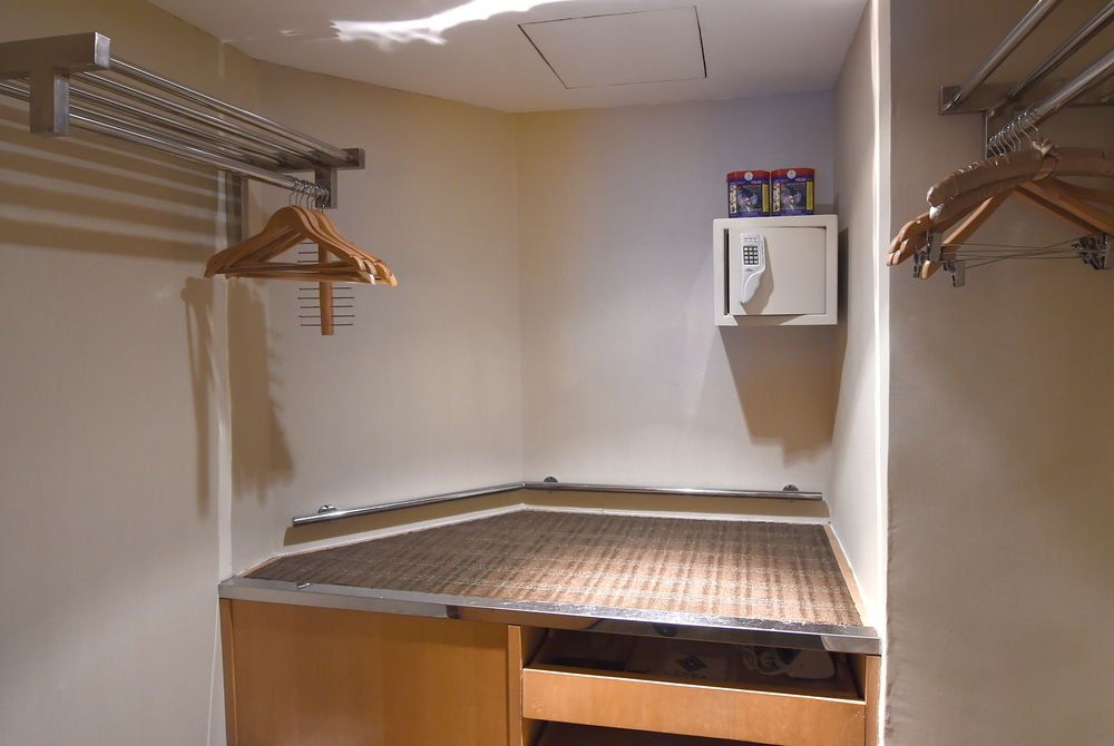 Фото Jinling Hotel Nanjing