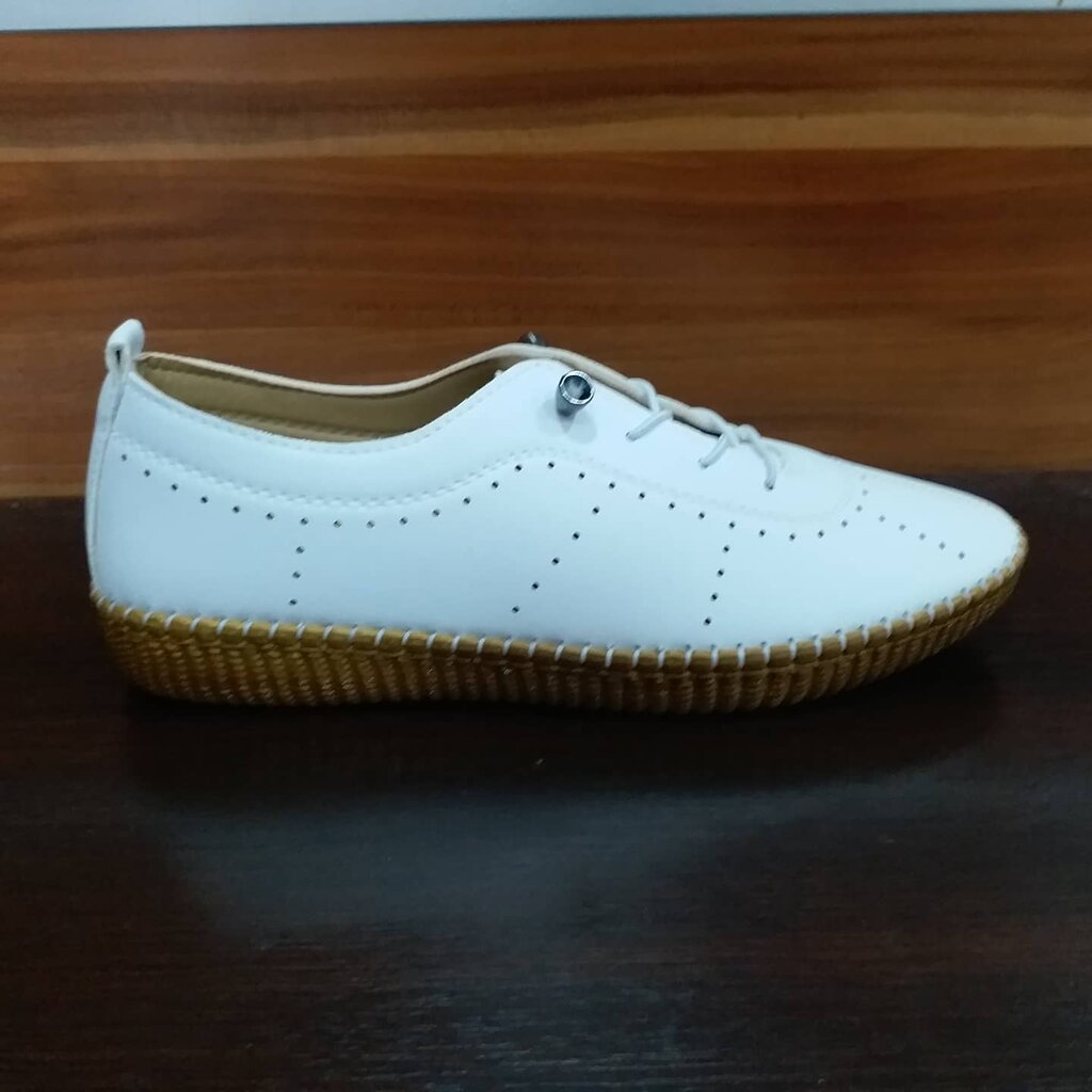 Demir Ayakkabı, ayakkabı mağazaları, Yeni Çamlıca Mah