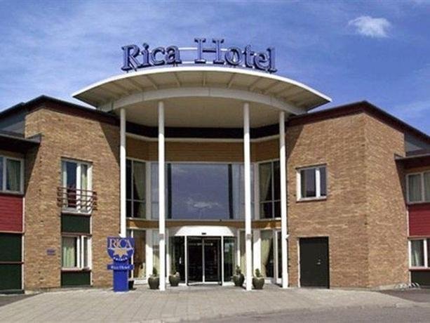 Фото отеля 1