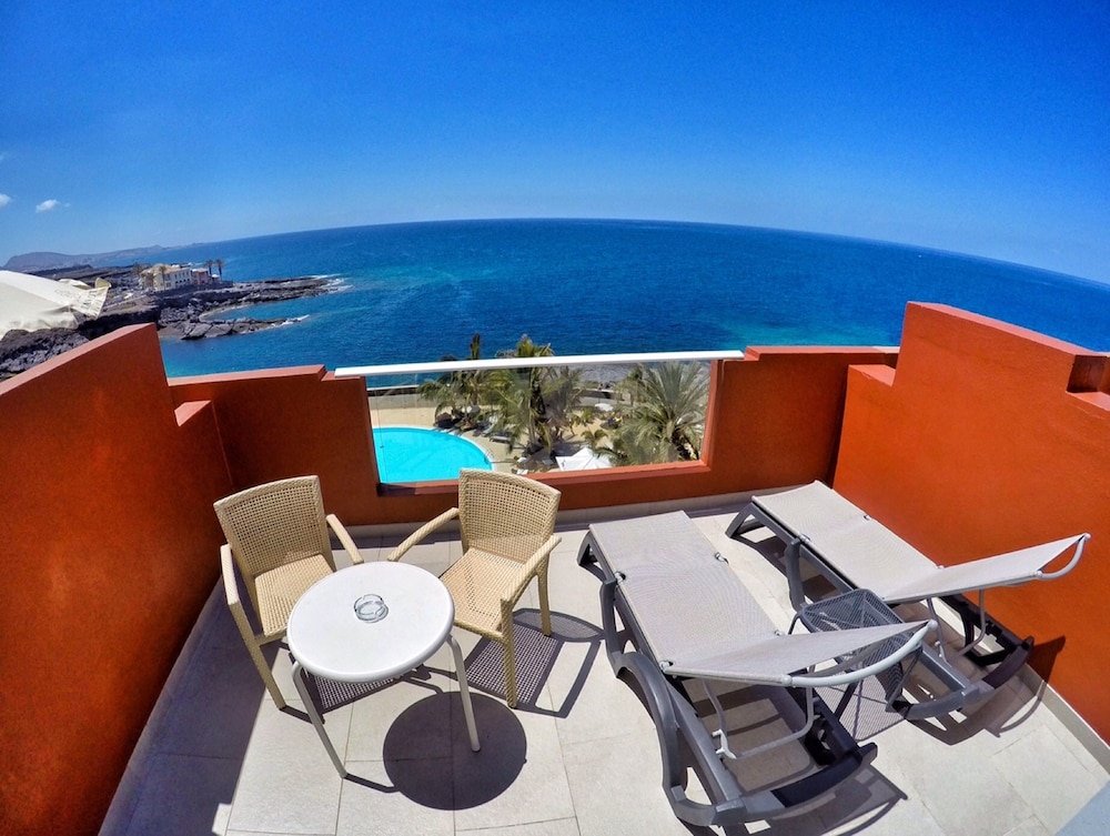 Фото Roca Nivaria Gran Hotel