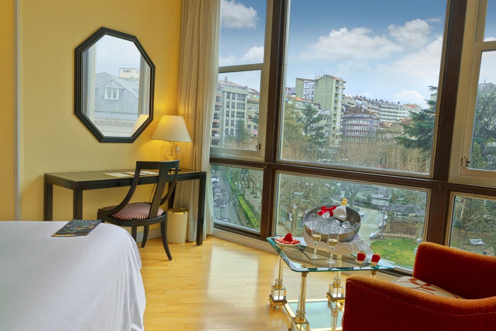 Фото Barceló Ourense