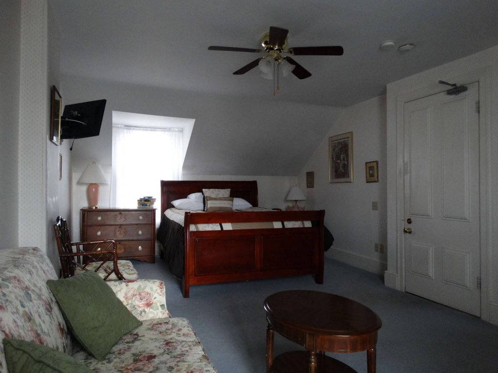 Фото Hochelaga Inn