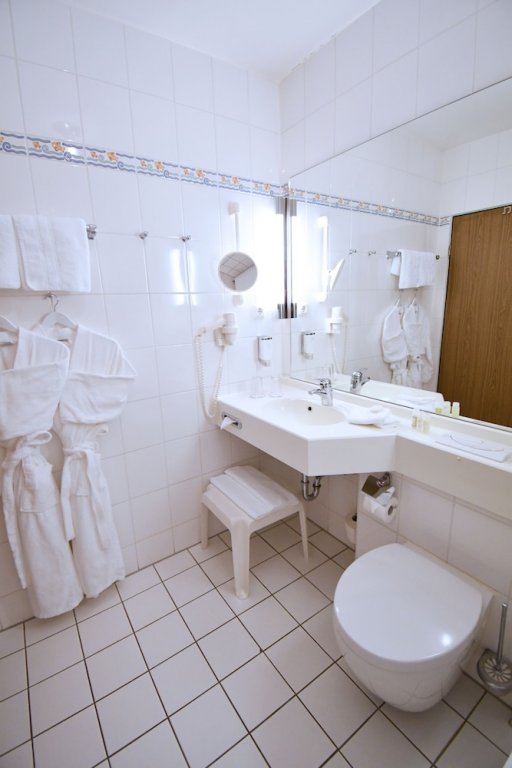 Фото Romantik Parkhotel am Hammerberg