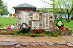 Землякам, участникам Великой Отечественной войны (derevnya Vyyezzhiy Log, Sovetskaya ulitsa, 31), monument, memorial
