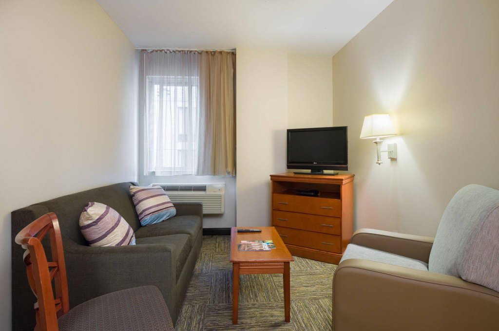 Фото Candlewood Suites New York City-Times Square, an Ihg Hotel