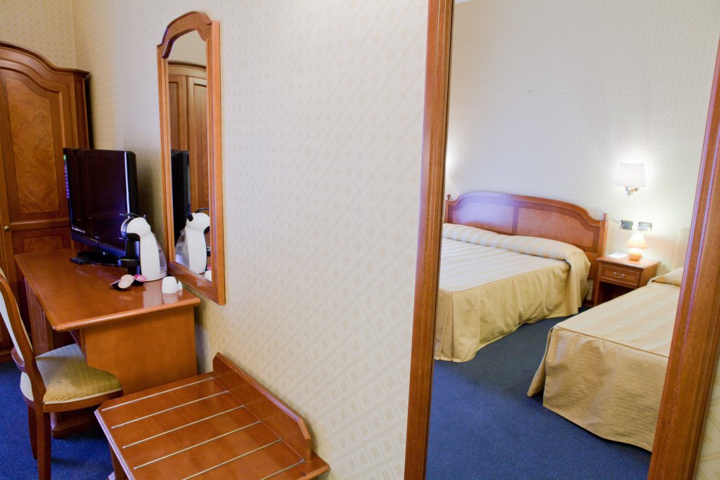 Фото Hotel Amadeus