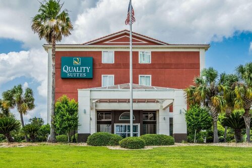 Гостиница Quality Suites Downtown Convention Center в Лейк-Чарльзе