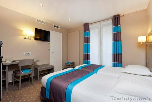 Гостиница Beaugrenelle Saint-Charles Tour Eiffel в Париже