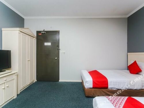 Гостиница Oyo 563 Jockey Lodge Hotel в Сандакане