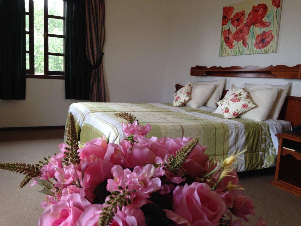 Фото Hotel Bergblick