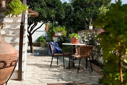 Гостиница Sofia'S Garden Studios