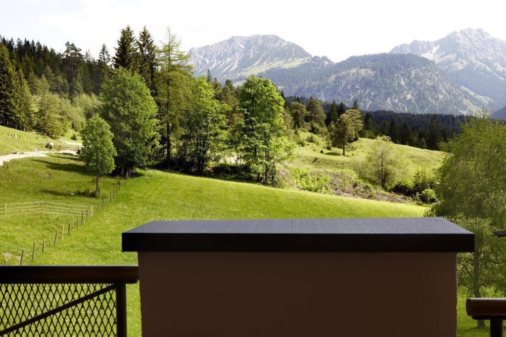 Фото Hotel Bergblick