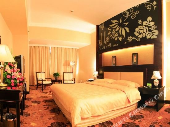 Фото Economic Trade Hotel