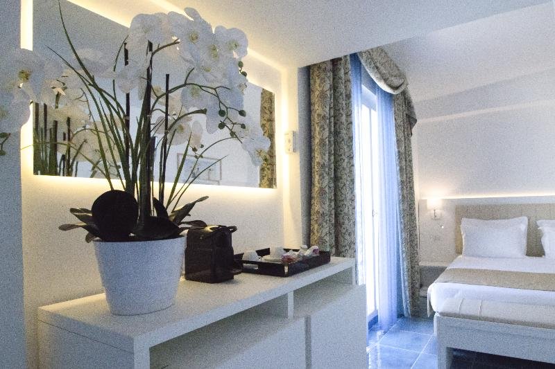 Фото Residence Cavalluccio Marino