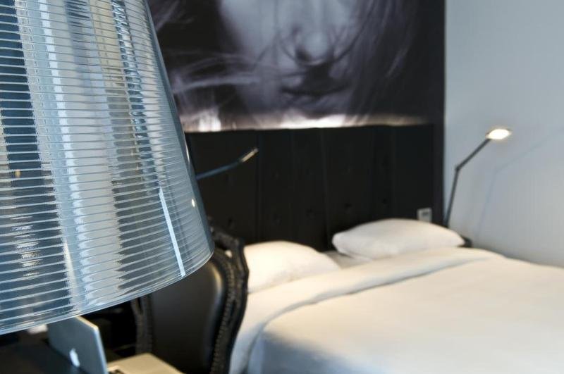 Фото B-aparthotel Regent