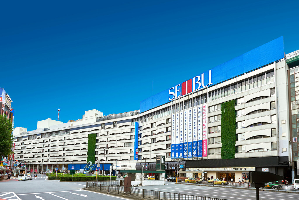 Универмаг Seibu Ikebukuro, Токио, фото