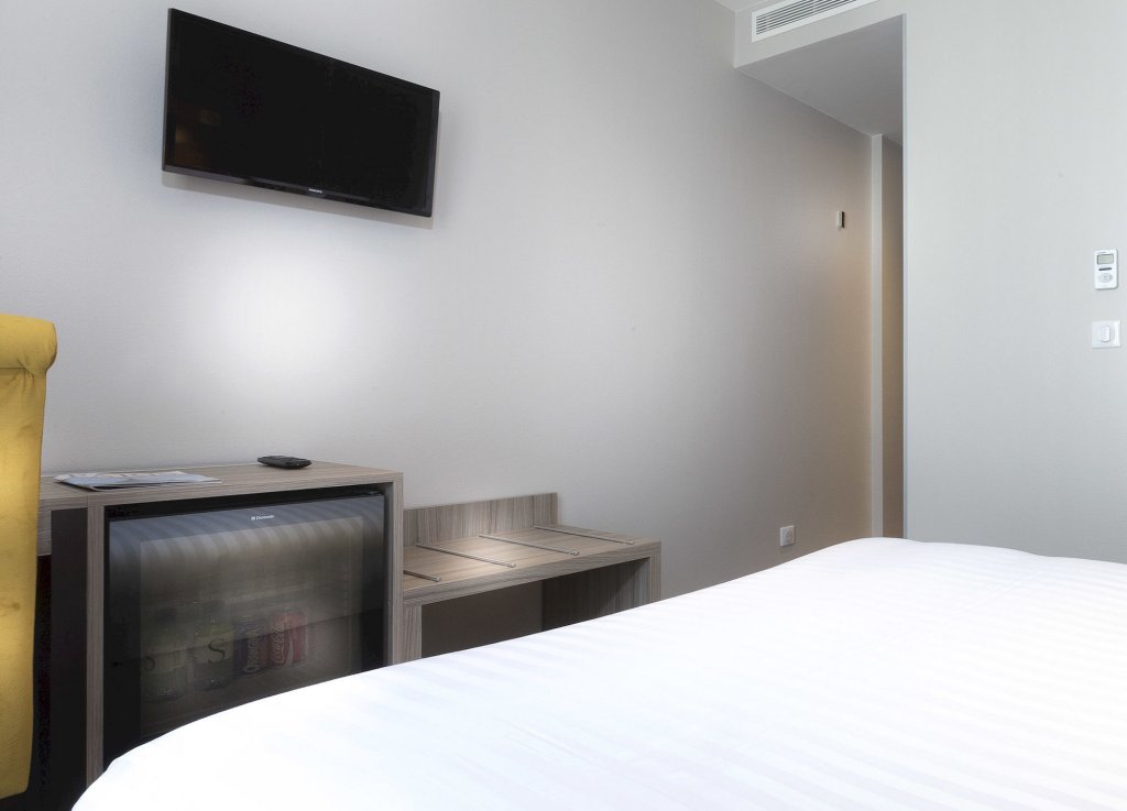 Фото Hôtel International Paris