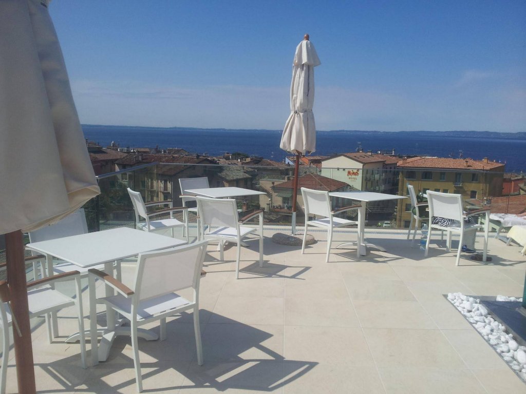 Фото Sky Pool Hotel Sole Garda