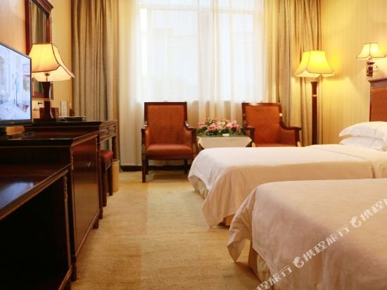 Фото 108714615040