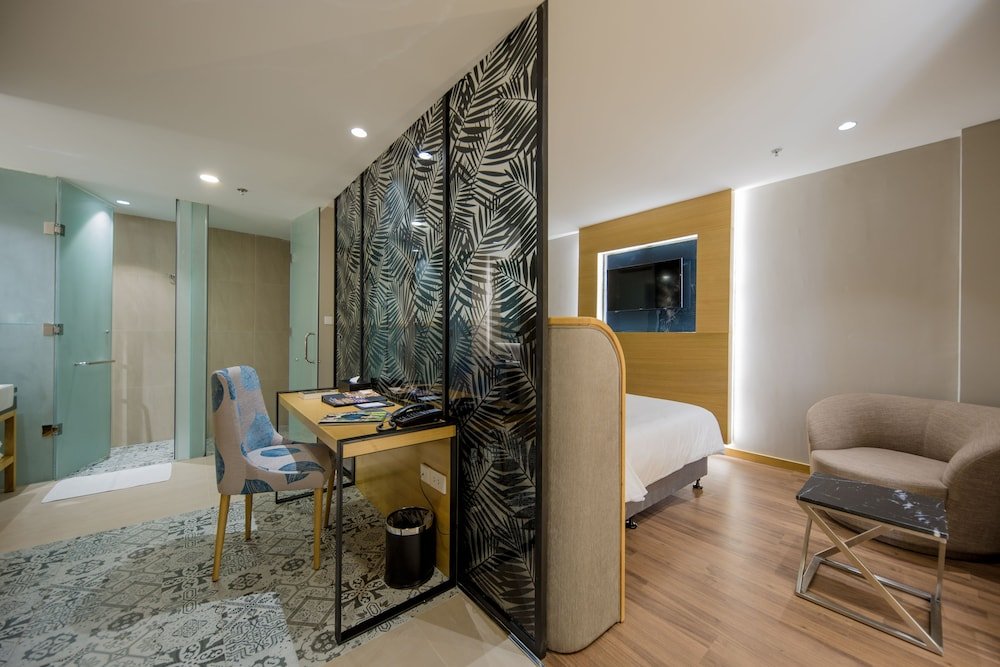 Фото Quinter Central Nha Trang