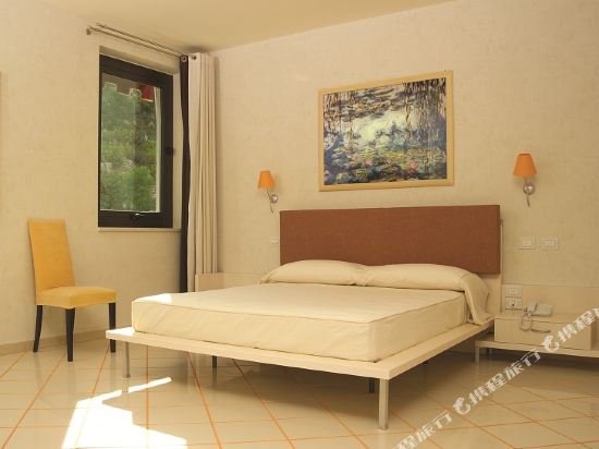 Фото Hotel Principe D'Aragona