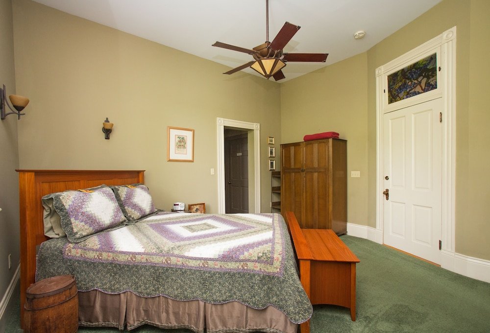 Фото The Lookout Inn of New Orleans