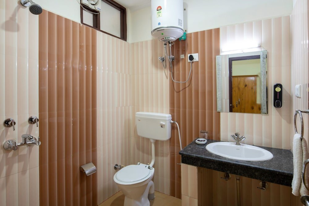 Фото The Posh hotel