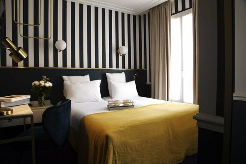 Гостиница Hôtel Léna в Париже