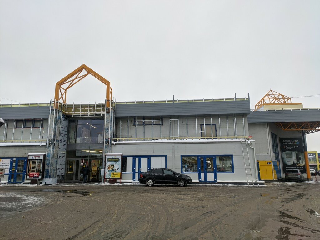 Ceramic tile Bely slon, Moscow, photo