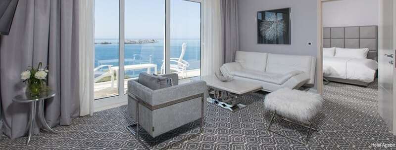 Фото Royal Ariston Hotel