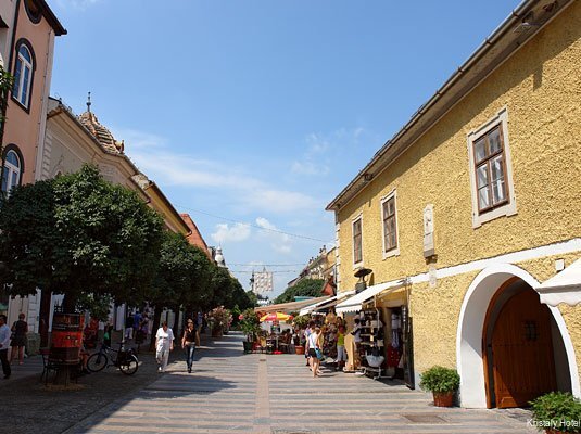 Фото Kristály Hotel