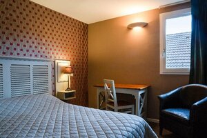 The Originals City (Auvergne-Rhône-Alpes, Haute-Savoie, Arrondissement de Bonneville, Marnaz, Avenue de la Libération, 292), hotel