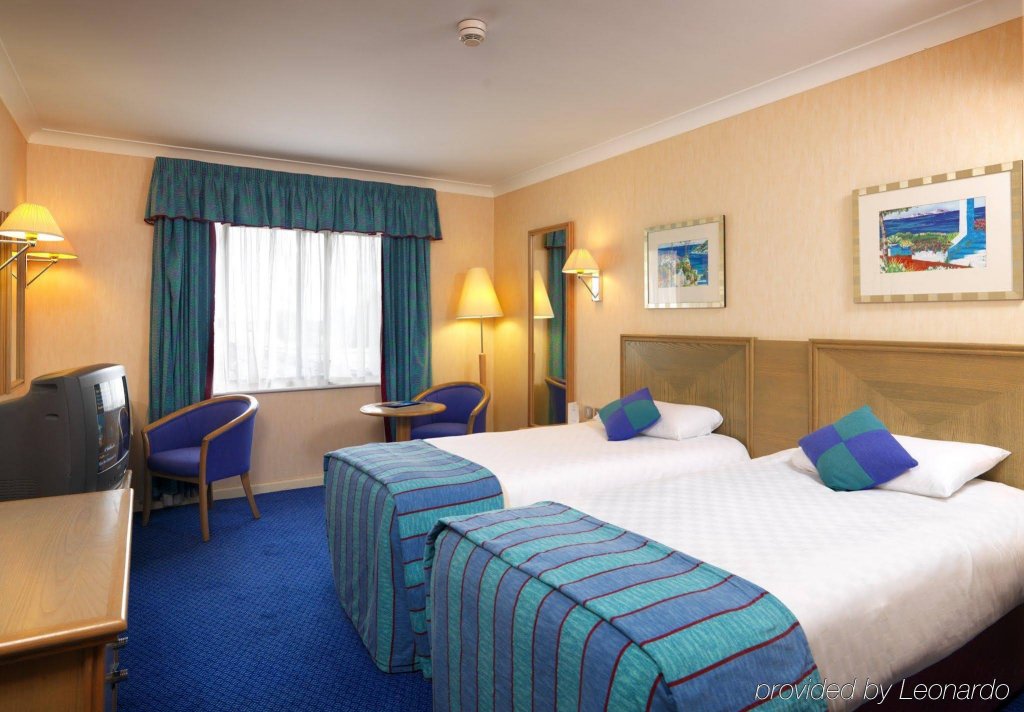 Фото Mercure Dartford Brands Hatch Hotel & SPA