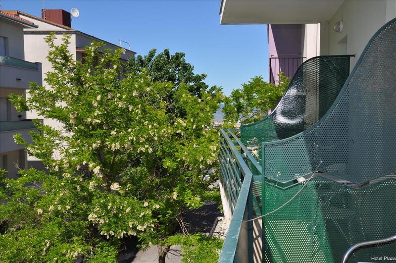 Фото Hotel Plaza