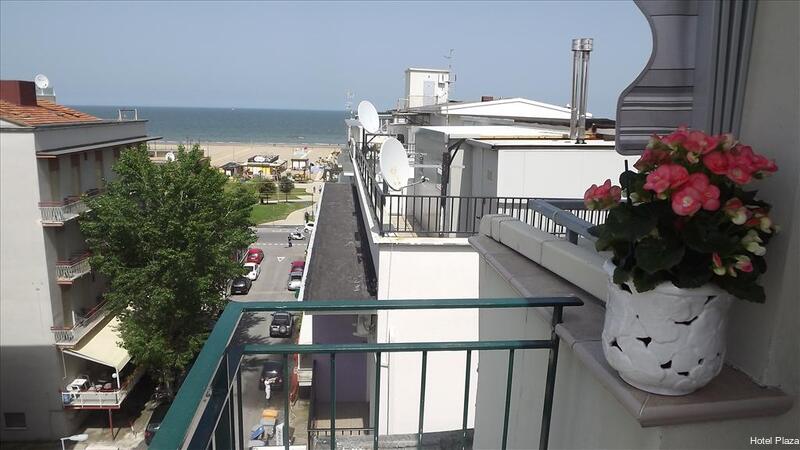 Фото Hotel Plaza