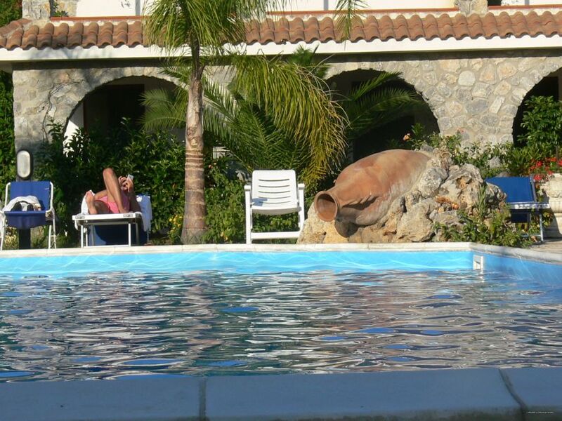 Фото Villamirella