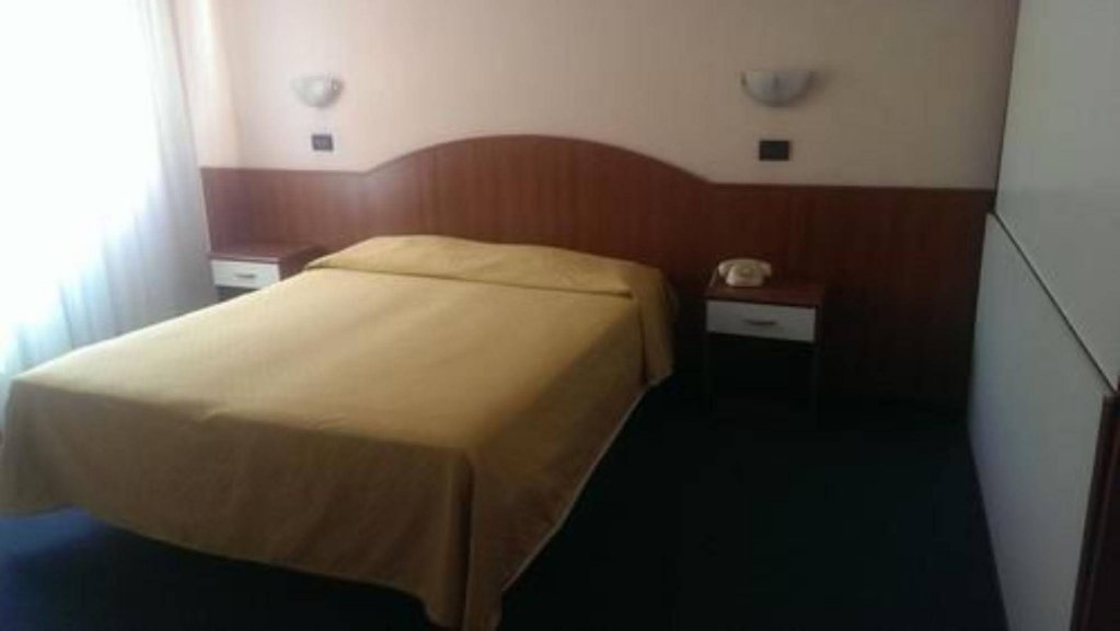 Фото Hotel Cortina